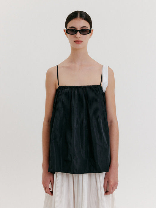 Eenk Pleats Sleeveless Top - Black