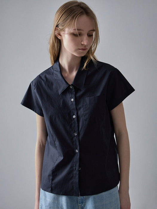 Facade Pattern Cotton Pintuck Half Shirt navy