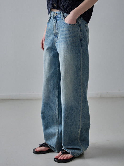 Facade Pattern Classic Straight Denim - faded blue