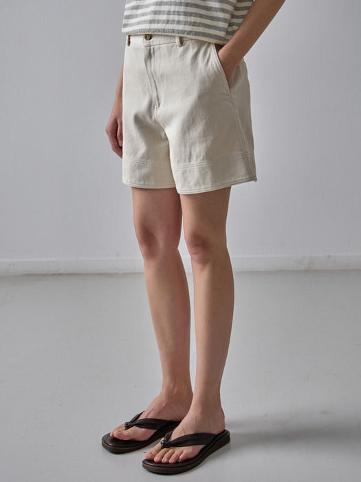 [facade pattern] Washed Cotton Shorts - Cream