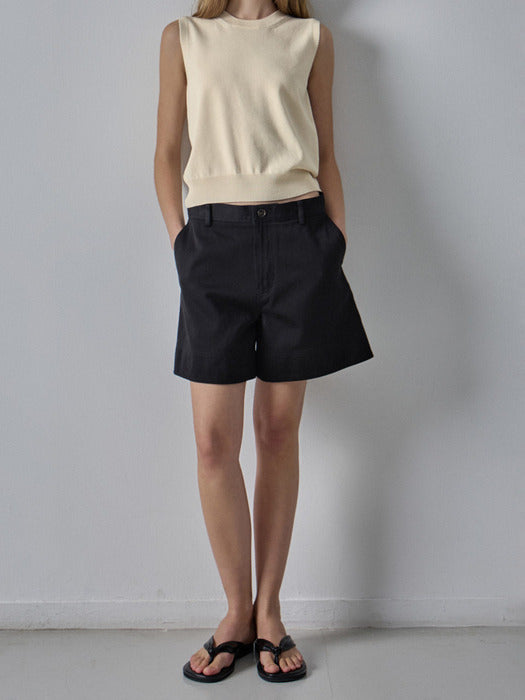 Facade Pattern Washed Cotton Shorts black