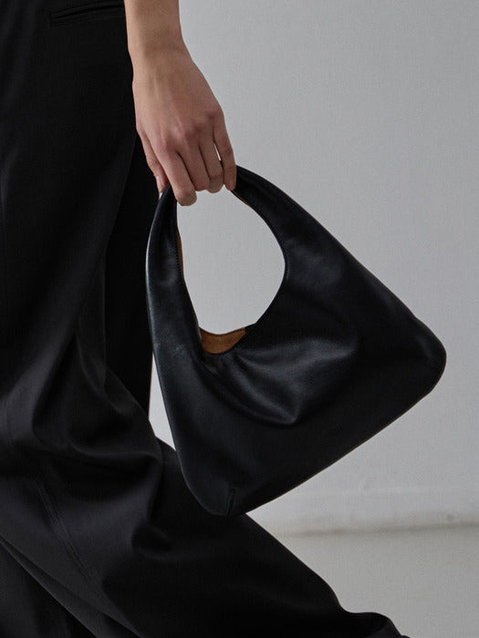 [facade pattern] East Tote Bag - Black