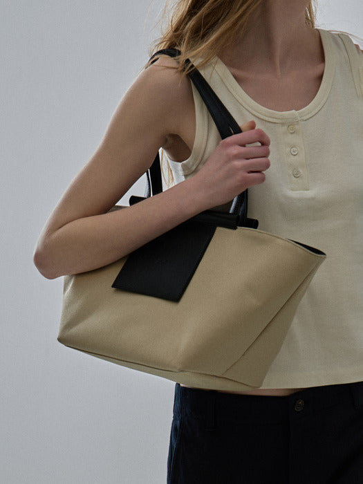 Facade Pattern Celly Bag dust