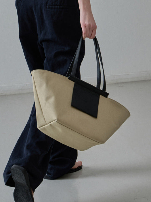 Facade Pattern Celly Bag dust