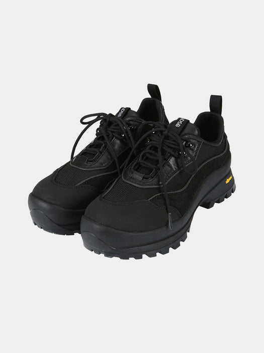 Shoes in black - Premium quality product image