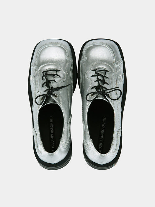 Shoes in silver - Premium quality product image