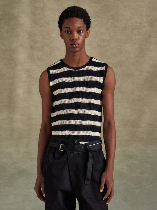 [andersson bell] NET DAMAGED SLEEVELESS atb1328m(BLACK/ECRU)