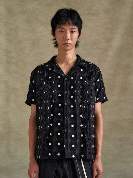 [andersson bell] HALF SHEER FLOWER SHIRTS atb1276m(BLACK)