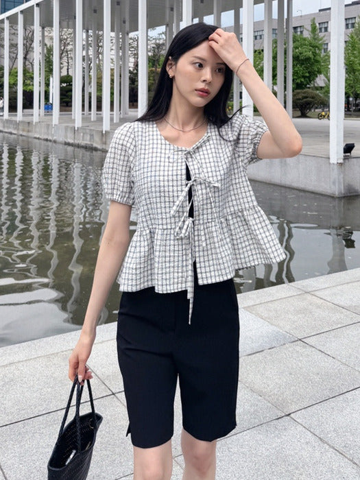 [TILLIDIE] Front ribbon point blouse TISU03BL09_Ivory&black