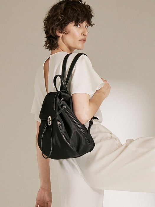 Vunque Hey Pintuck Backpack M