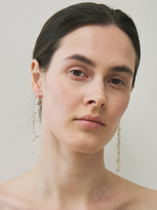[moia] moonstone earrings (ivory)