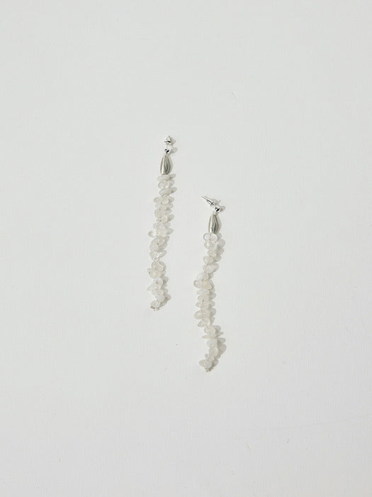 [moia] moonstone earrings (ivory)