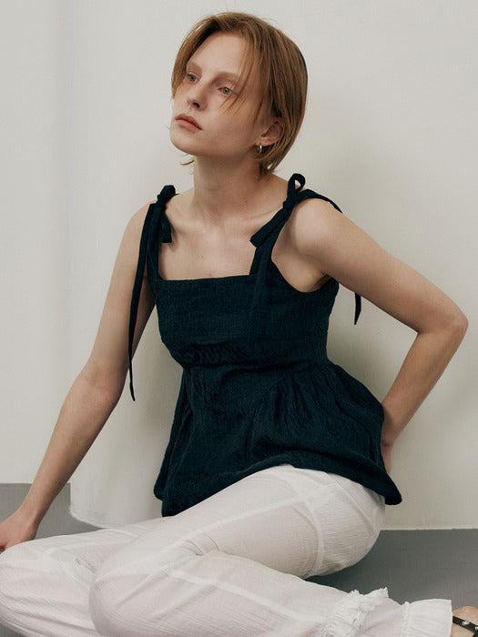 Raive Jacquard Sleeveless Blouse