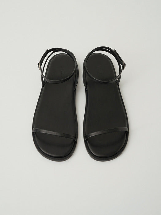 Shoes in black - Premium quality product image