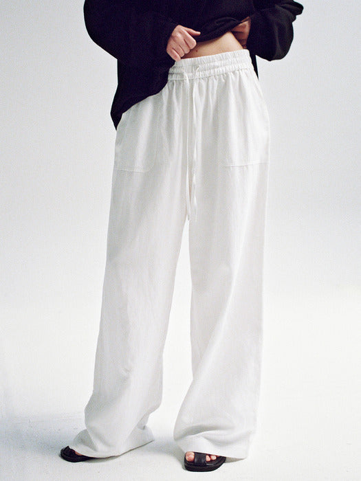 Facade Pattern Stitch Pocket Banding Pants white