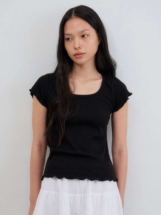 [Mango Maniplease] Silly Ruffle TEE_BLACK