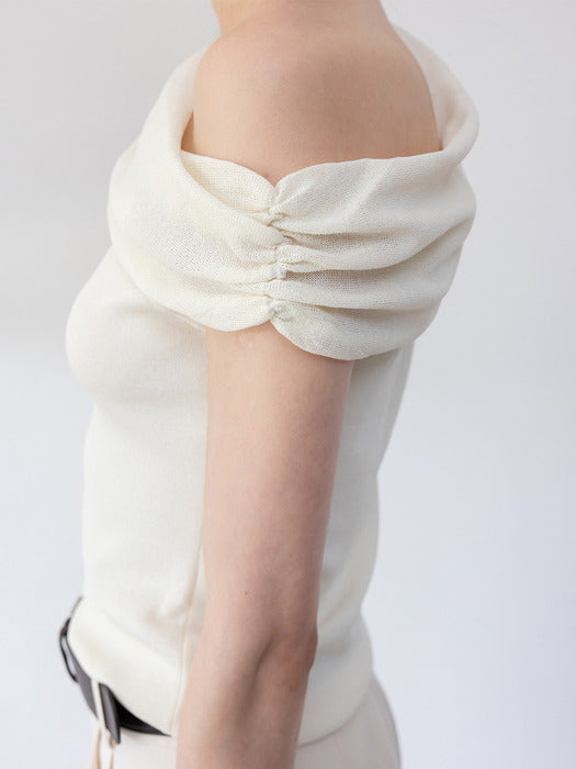 Loeuvre Asymmetric Off-Shoulder Pullover