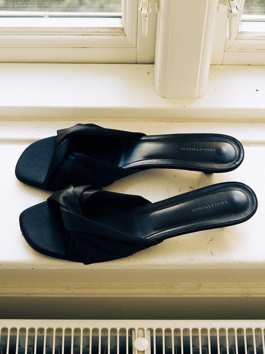 Kindersalmon Luva Satin Sandal Black