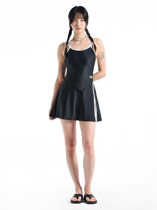 Skirted One-Piece Rashguard_FS2SWH2459F_BLK