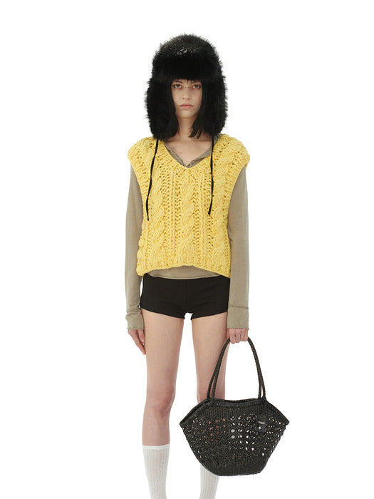 Osoi Lip Shoulder Bag [BLACK]