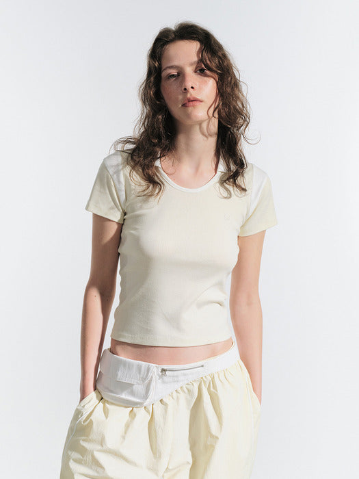 Grove 25Hs Ela U-Neck Collar T-Shirt (Yellow)