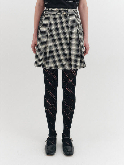 [EENK] Pleated Mini Skirt - Black/Ivory