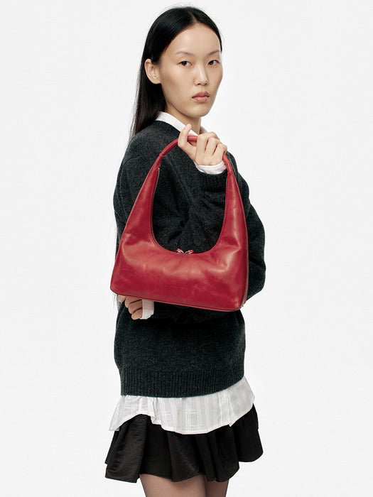 Margesherwood Hobo Shoulder apple red pull-up
