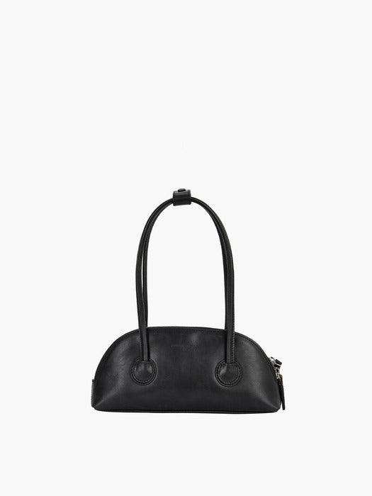 BESSETTE SHOULDER_black pull-up