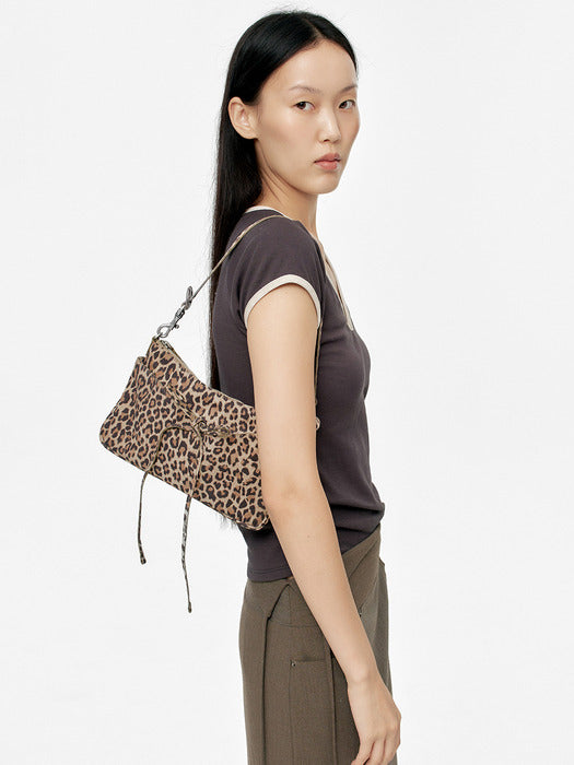RIBBON POCHETTE_cream leopard suede