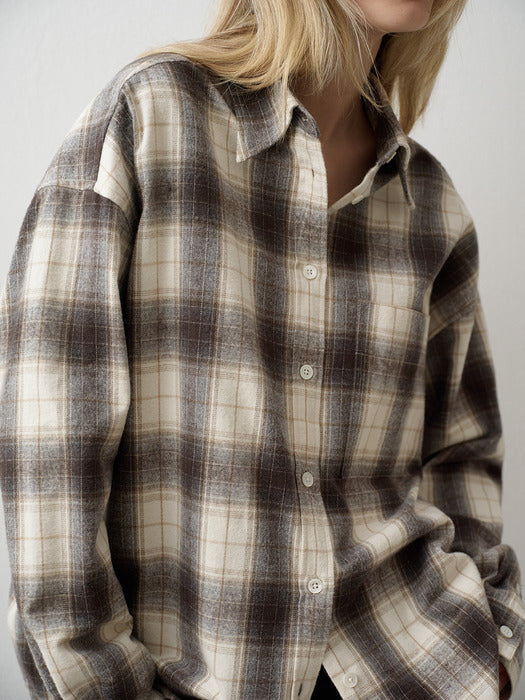 Boyfriend-Fit Flannel Shirt_ivory