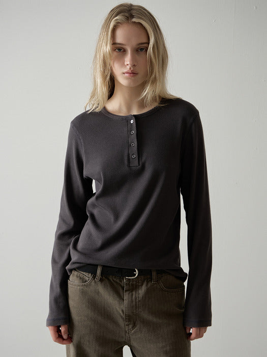Facade Pattern Henley Neck Washed Cotton Rib T-shirt