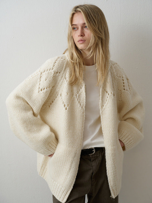 Diamond Hand-Knit Zip-Up_ivory