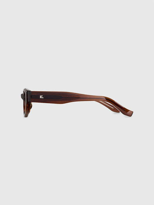 Sunglasses in brown - Premium quality product image
