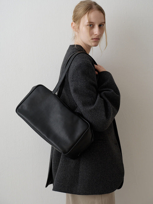 Facade Pattern Robyn Shoulder Bag black