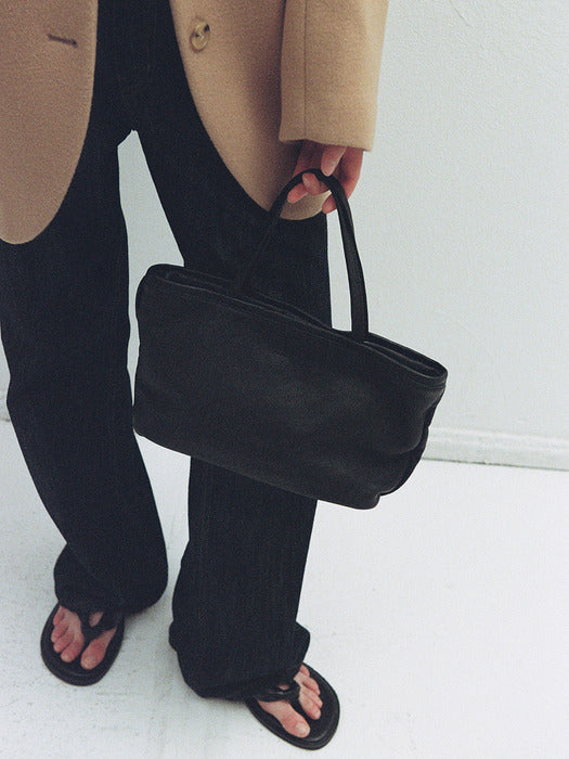 Facade Pattern Breeze Tote Washing Leather Bag black