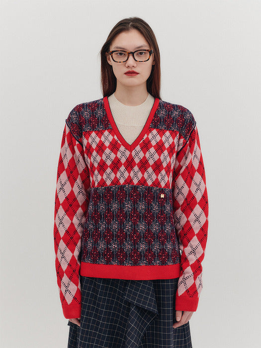Eenk V-neck Argyle Knitwear Top - Red