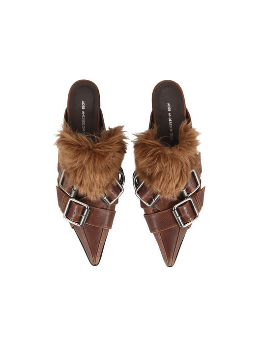 Shoes in red - Premium quality product image