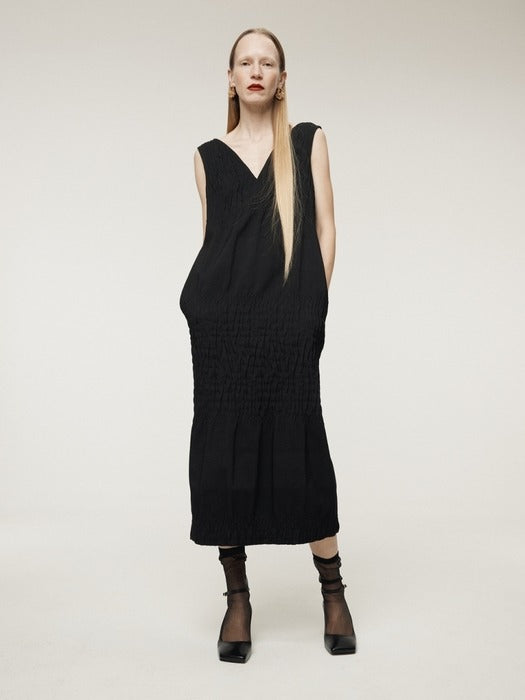 [recto] WAVE JACQUARD DRESS (BLACK)