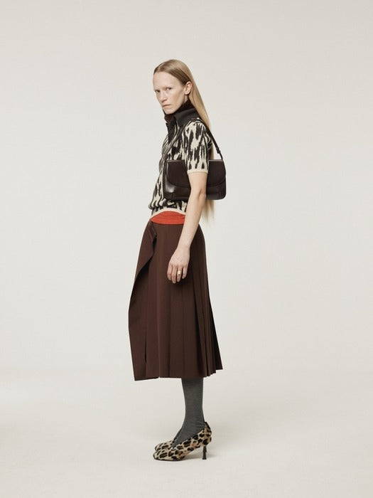 Recto Leopard Jacquard Polo Knit Top (Dark Brown)