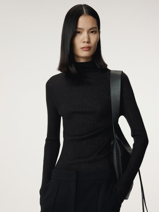 Recto Hairy Balaclava Knit Top (Black)