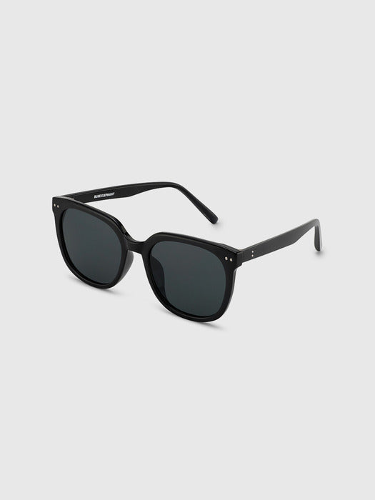 Sunglasses in black - Premium quality product image