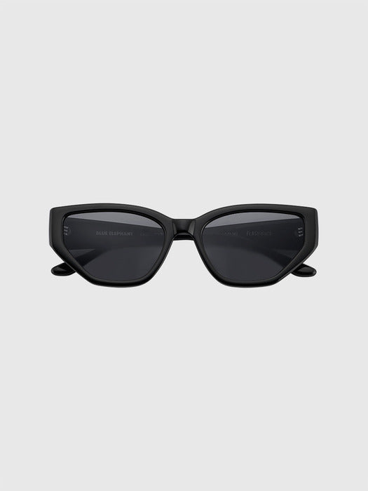 Sunglasses in black - Premium quality product image