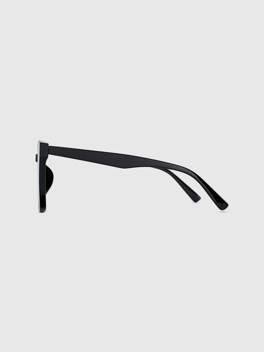 Sunglasses in black - Premium quality product image