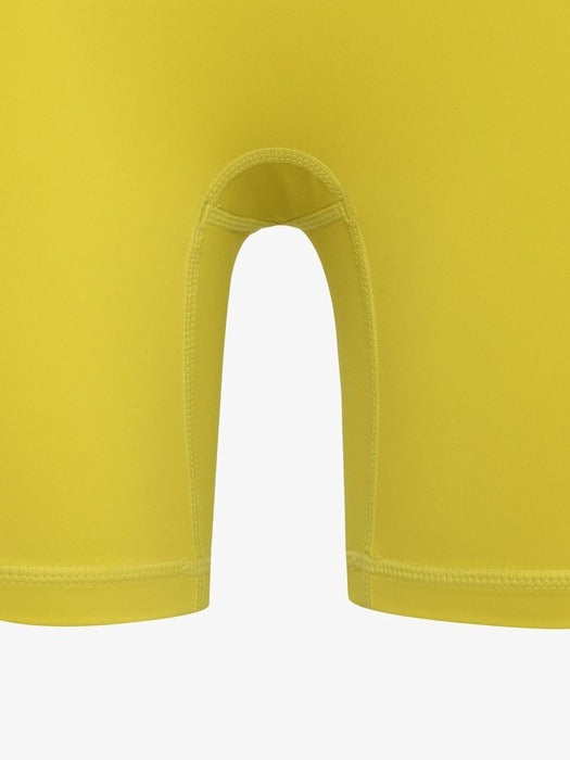 Mid-thigh pocket biker shorts