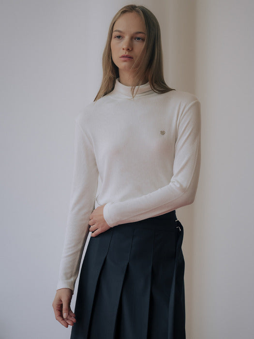 [TILLIDIE] Ribbed heart logo point turtle neck TIWT01LT08_Ivory