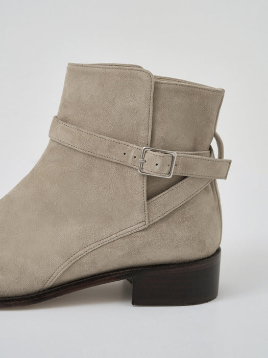 Shoes in beige - Premium quality product image