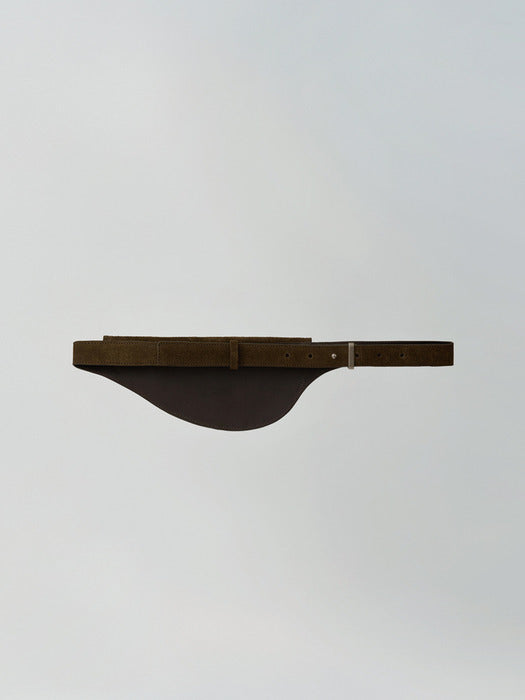 curve belt bag (brown suede)
