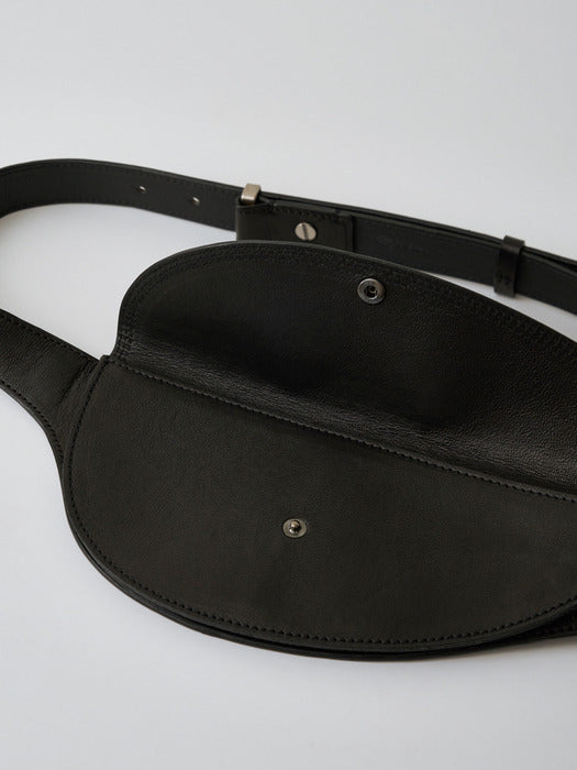 curve belt bag (black)
