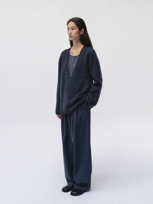 v-neck knit pullover (midnight blue)