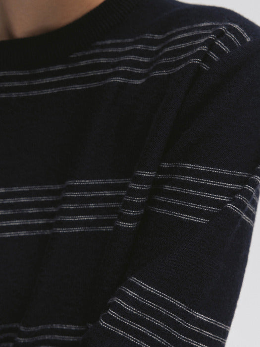 reverse stripe knit (navy)